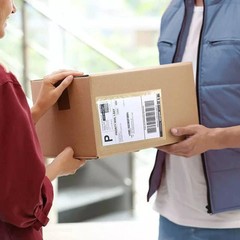 7.5” x 5.5” Packing List Pouches, Shipping Label Envelopes Clear Self