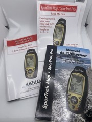 Magellan SporTrak Map Handheld GPS Hiking Fishing Geocaching Boating