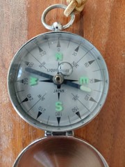 Vintage Liquid Filled Compass Pathfinder Precise Japan (Pre-Owned) Working!