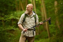 Hiking Poles – Aluminium with Cork Handles and Flip Lock for Trekking, Mountaineering