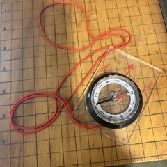 Clear VINTAGE Map Reading Compass Well Made In TAIWAN Hiking, Engineering Scouts