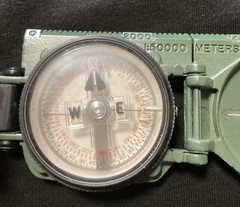 US MILITARY 1989 COMPASS MAGNETIC NSN 6605-01-196-6971 SandY-183 W/CORD & POUCH