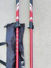 Set of Trail Buddy Trekking Poles 105-135CM Red .. 13F