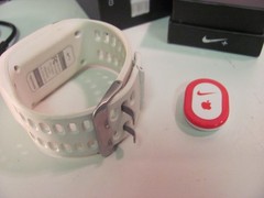 Nike+ Plus Foot Sensor Pod GPS Sport Watch White/Silver TomTom fitness runner -B
