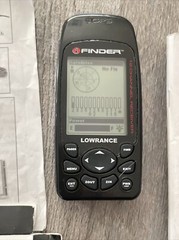 Lowrance GPS iFinder 12 Channel Receiver With Map Create 6 GPS Mapping Access