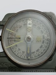 Military Lensatic Compass 1:25,000 Meter Scale Map Reading Navigation