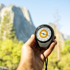 Sun Company Altimeter 203 – Battery-Free Altimeter and Barometer (Feet)