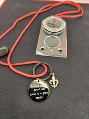 Lightweight Boy Scout Compass with 1:24000 Map Scale & 360° Bezel for Outdoors