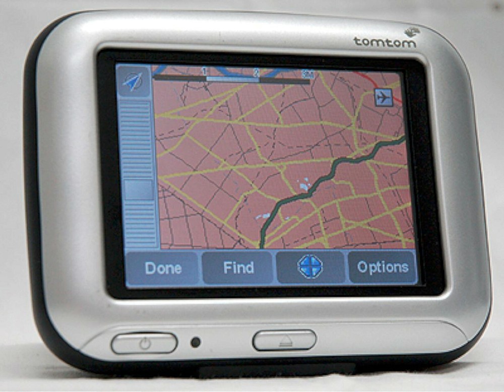 TomTom GO 700 Car Portable GPS Navigator 3.5″ LCD Screen Handheld unit USA Maps