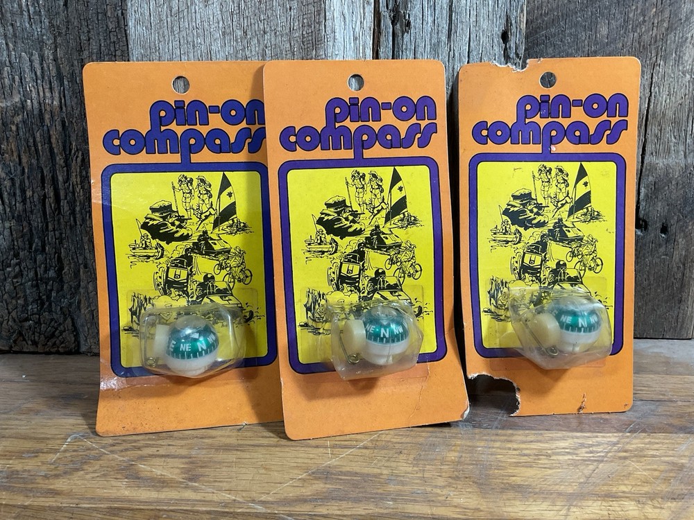 Vintage Lot – Hunter Sportsman Pin On Compass Hiking – In Package Brass Pin USA