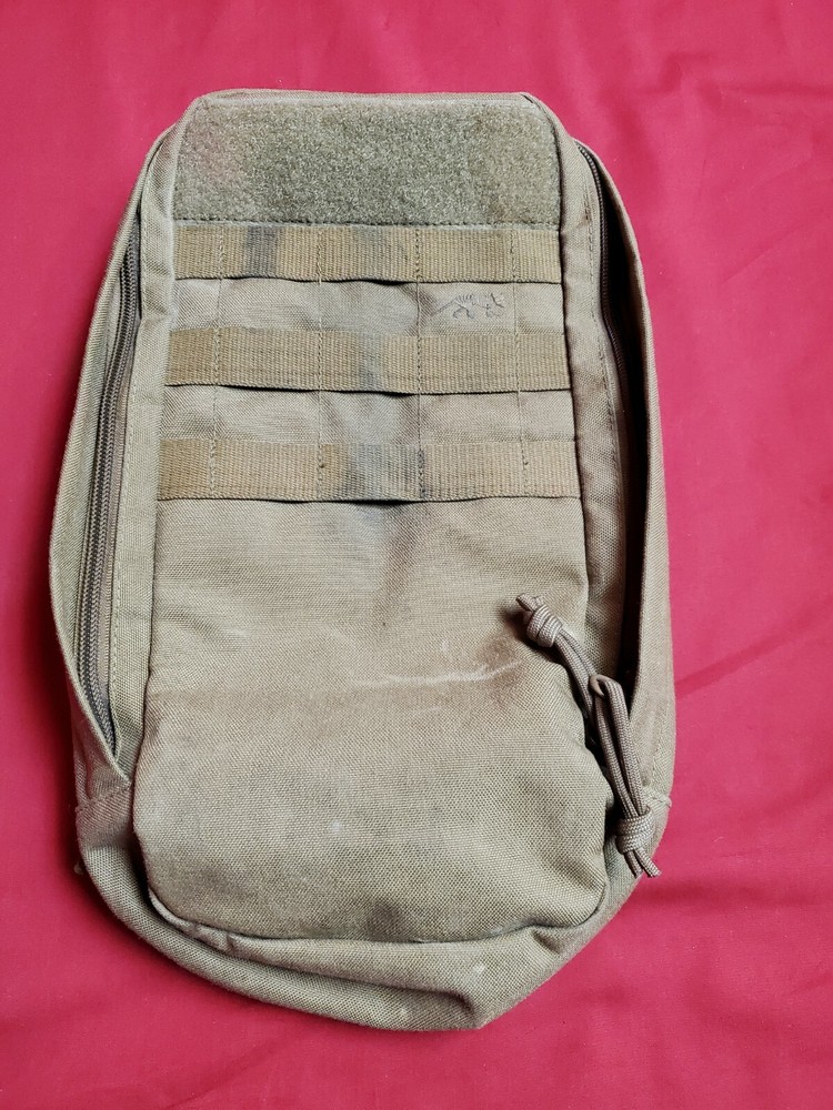 TASMANIAN TIGER Upright Sustainment Pouch Coyote Brown