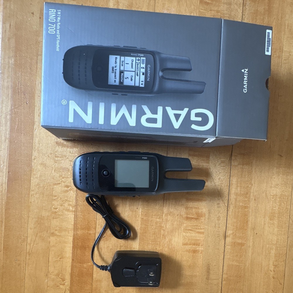 Garmin Rino 700 2-Way Radio/GPS Navigator Black