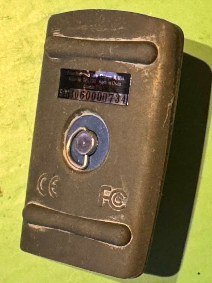 COBRA GPS100 GPS 100 BATTERY DOOR