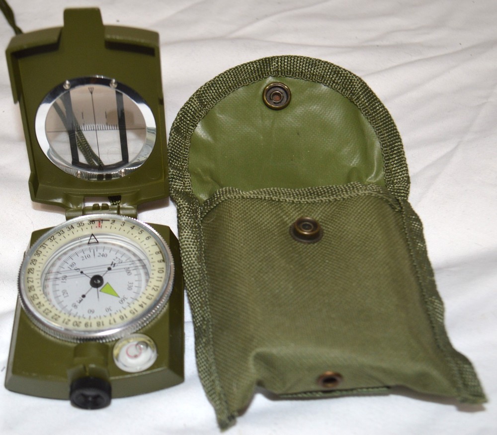 S&E Military Style Compass. Hunting, Hiking, Backwoods Exploring in case