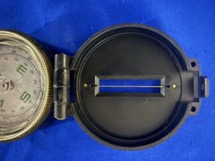 1960’s VINTAGE ENGINEER DIRECTIONAL COMPASS W/ BRASS HOOK