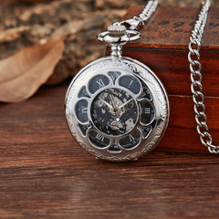 Retro Mechanical Pocket Watch Luminous Petals Textured Flip Cover