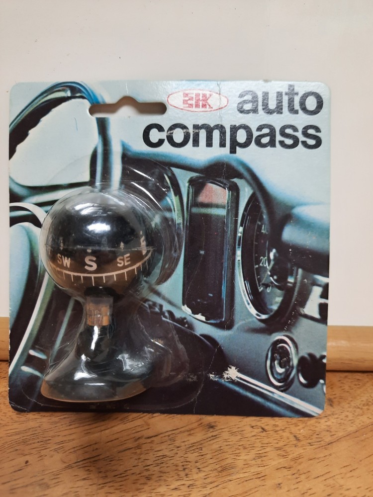 Vintage HK NOS Directional Auto Compass with Suction Cup Hong Kong NOS