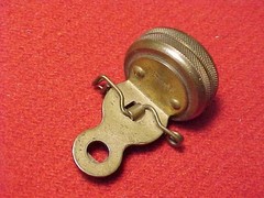 VINTAGE MARBLES GLADSTONE,MI ~ POCKET/PIN ON COMPASS ~ ESTATE ITEM