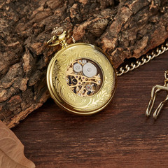 Retro Mechanical Pocket Watch Luminous Petals Textured Flip Cover