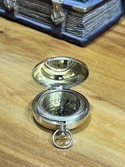 Nautical Collectible Retro Style Compass Decorative Gift Item Brass Finish Compa