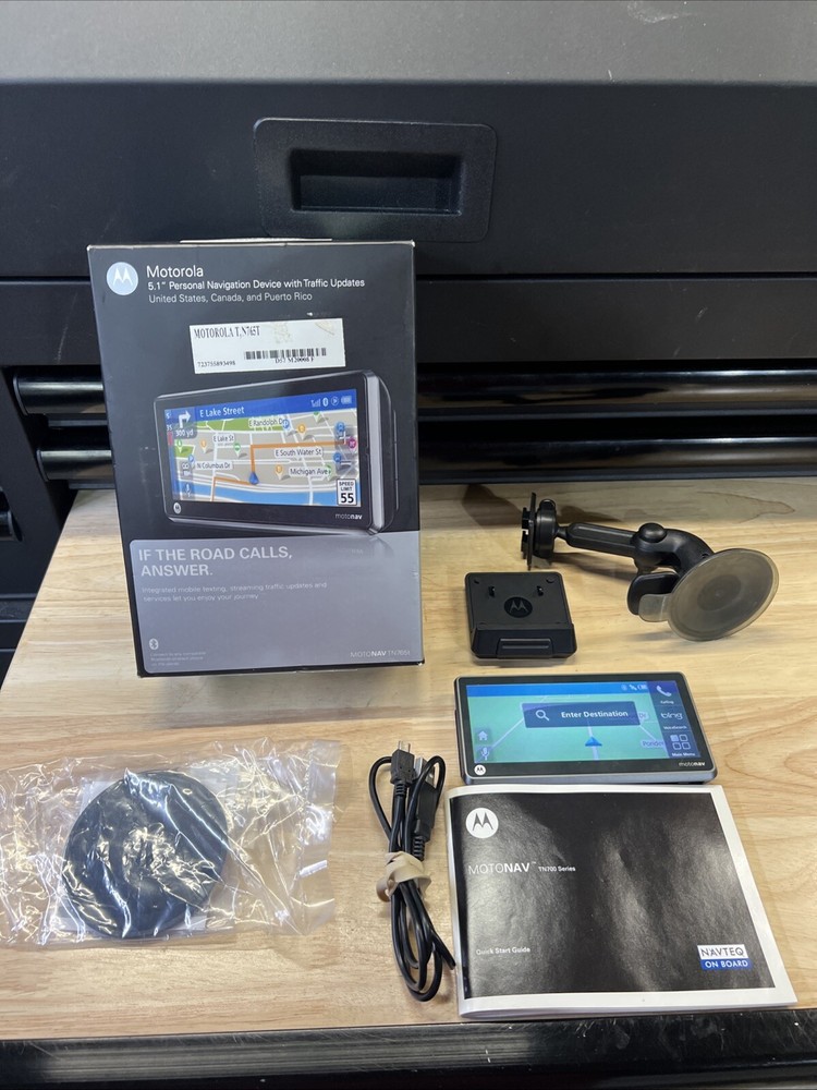 Motorola Motonav TN 765T 5.1” Display GPS Navigator Pre Owned