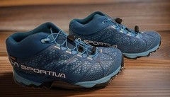 La Sportiva Synthesis Womens Mid GTX Gore-Tex Hiking Shoes US 10 Blue