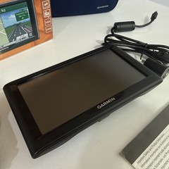 Garmin Nuvi 68 LMT GPS 6″ Touchscreen Navigation System Lifetime Maps Traffic
