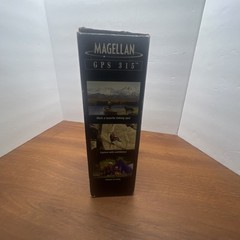 Magellan GPS 315 Handheld 12-Channel GPS Navigator Boating Fishing Geocashing