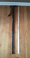 Geprüfte Sicherheit GS Anti-Shock Ergonomic Handle Folding Hiking Stick Lighted