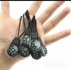 85pcs Mini Pocket Compasses Keychain Survival Gear Outdoor Camping Equipment A
