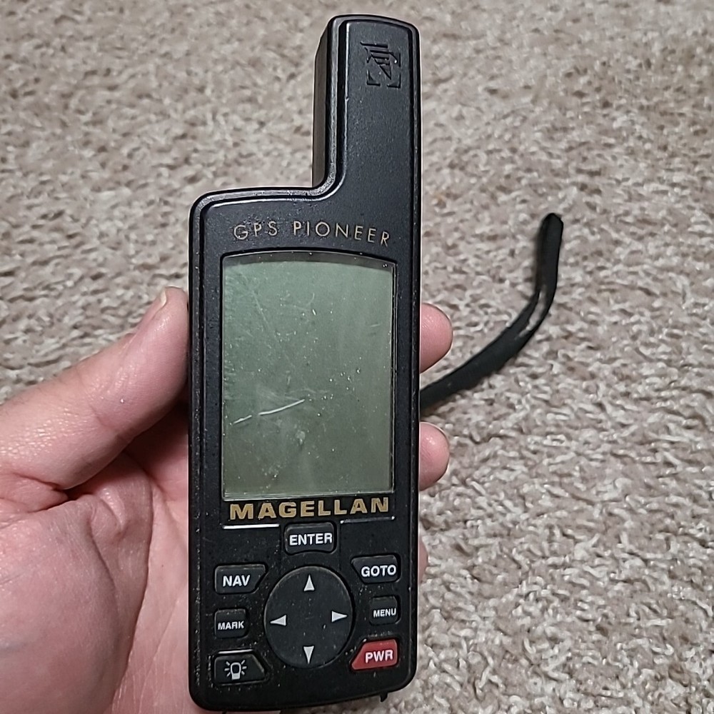 Magellan GPS 310 Handheld Outdoors Navigation Compass Hiking Gear FOR PARTS