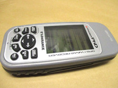 Lowrance iFinder PhD Handheld Fish Finder GPS WAAS Receiver Freedom Maps F49T