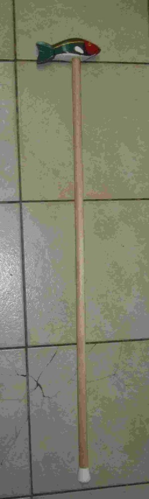 CARVED WOOD “Red Green Fish” WALKING STICK, Cane- 34-36″L & 3/4″ Dole