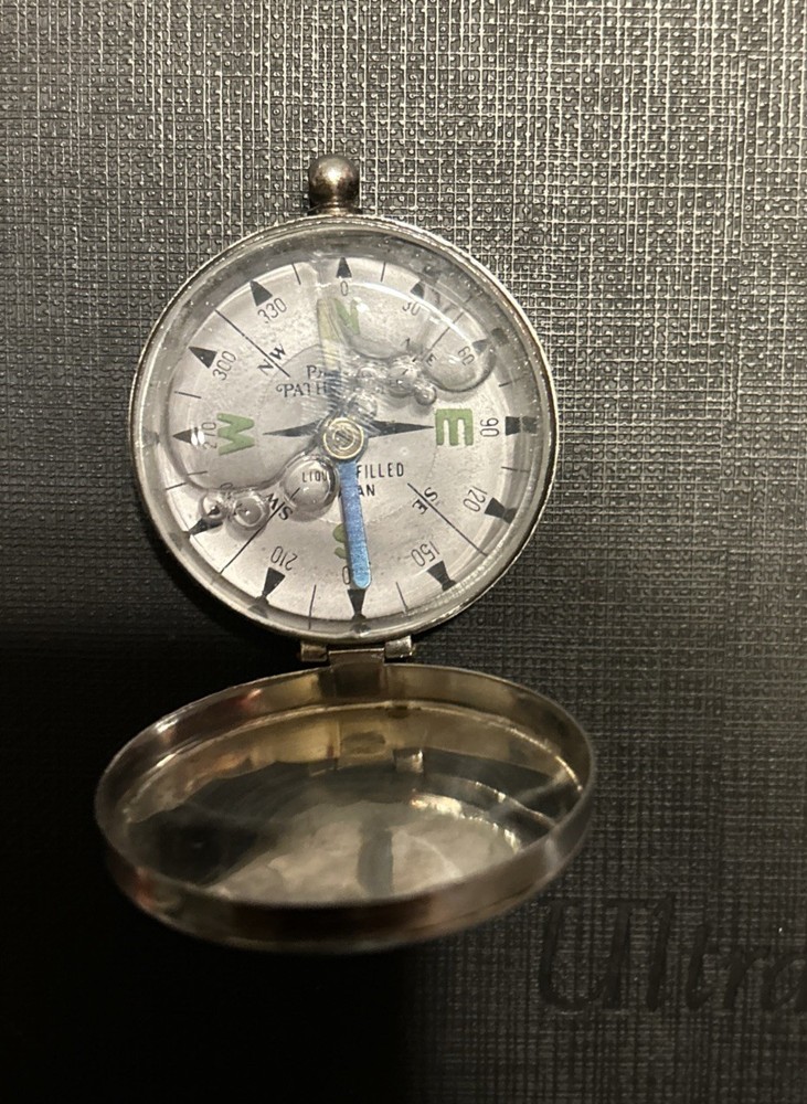 Working Vintage Precise Pathfinder Liquid Filled Pocket Compass, Made In Japan