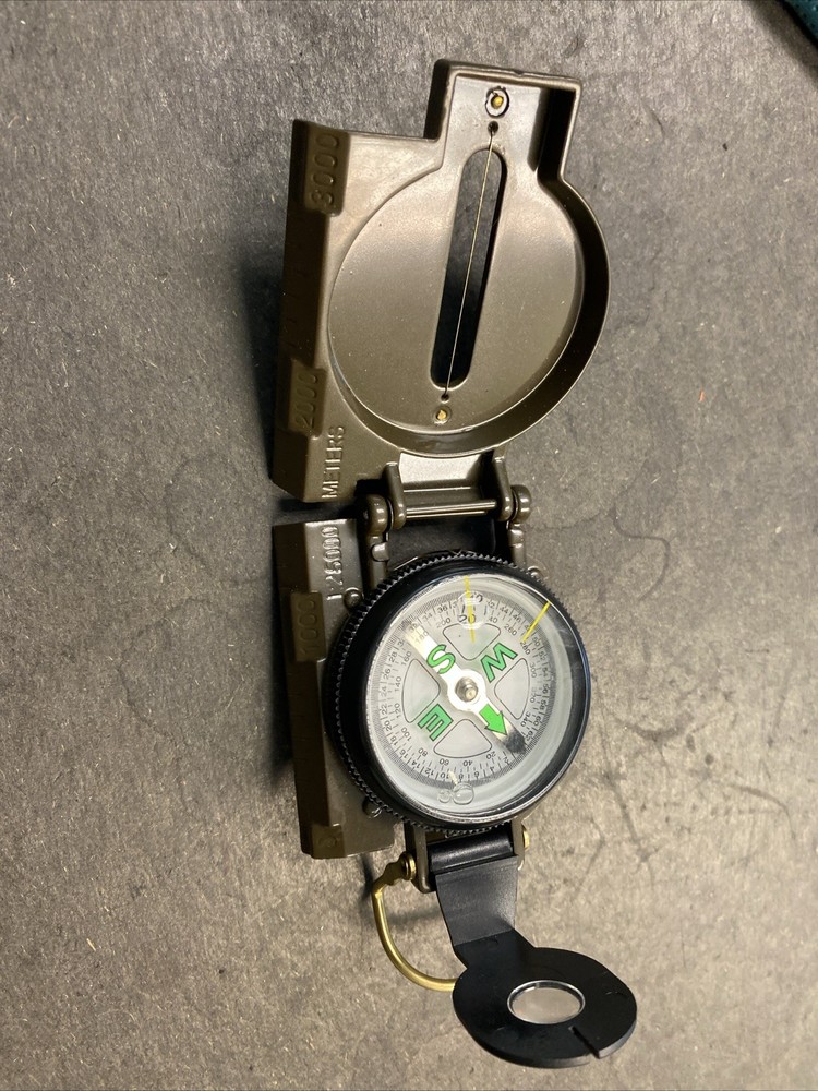 Military Style Compass, Camping Hiking Exploring, Pre-owned Works