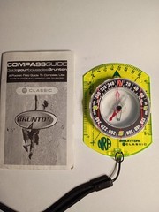 BRUNTON Classic Beginner Compass 9020G Optic Green Baseplate Rotating Analog