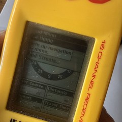 Lowrance iFINDER Hunt Fish Camp Go Handheld GPS & Manual Yellow