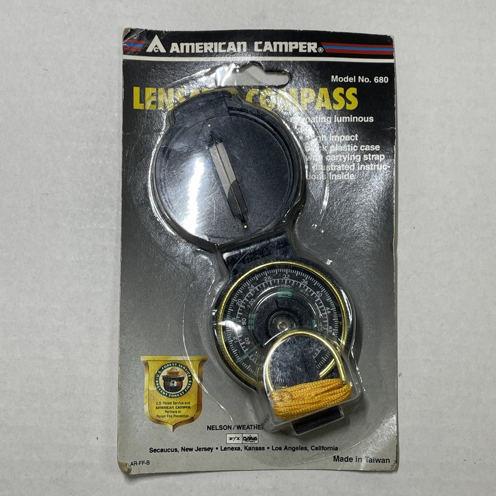 Vintage American Camper COMPASS Made in Taiwan New In package
