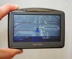 TomTom GO 920T TRAFFIC Portable GPS Navigator 920-T USA/Canada/EUROPE Maps WTE B