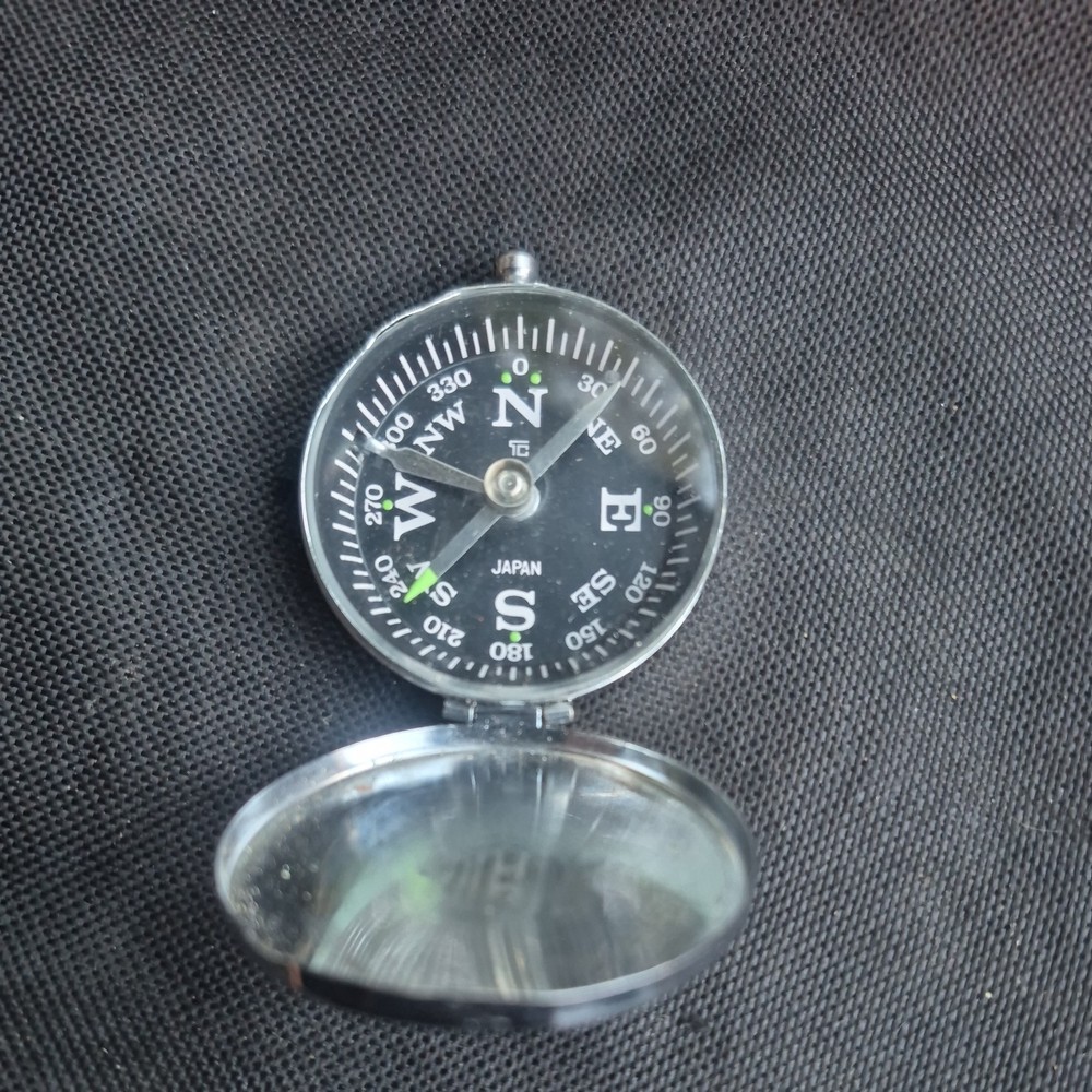 Vintage D Detroit Tigers Engraved Metal Compass Japan Pocket Watch Style 1.75”