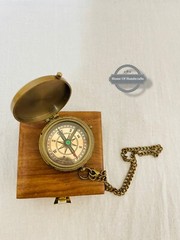 primium brass compass with wooden box,vintage compass,pocket size