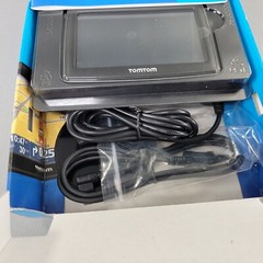 TomTom XL 335 GPS Receiver United States- Touchscreen Maps New in open box
