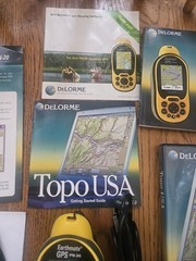 DeLorme EarthMate GPS PN-20 TRACKING UNIT