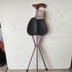 Switch Sticks Foldable Walking Stick with Seat – Pink/Black/Brown, Unisex