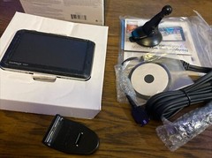 Garmin nuvi 755t GPS 4.3″ Touchscreen Bundle Free Shipping
