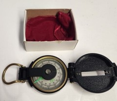 Engineers Lensatic Directional Compass by World Famous No 114 w/ Box