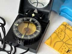 German Marsch Kompass F73 Freiberger Prazisionsmechanik Compass w/ Case & Manual