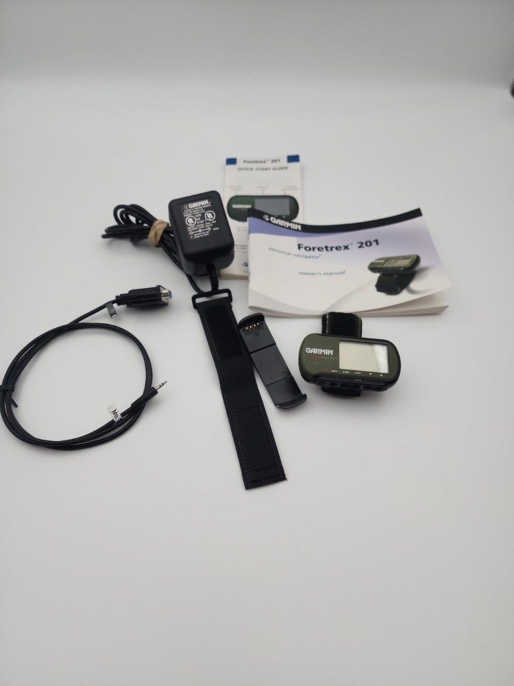 Garmin Foretrex 201 Wrist-Mounted GPS Water Resistant w/ Charger &Strap – Green