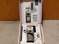 Garmin GPS 45 GPS45 Handheld Personal Navigator Bundle Case Charger Holder