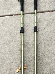 Set of ele men terre Aluminum Trekking Poles 110-135CM .. 79